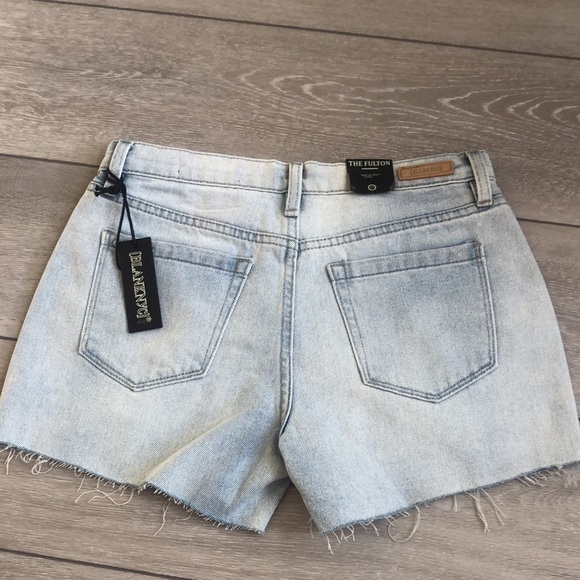 BLANK NYC NWT The Fulton roll up jean shorts 27 - Picture 5 of 9